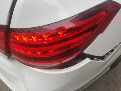 2015 Mercedes-Benz E 200 VIN: