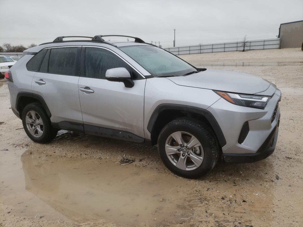 2022 TOYOTA RAV4 XLE VIN:2T3W1RFV2NC193772