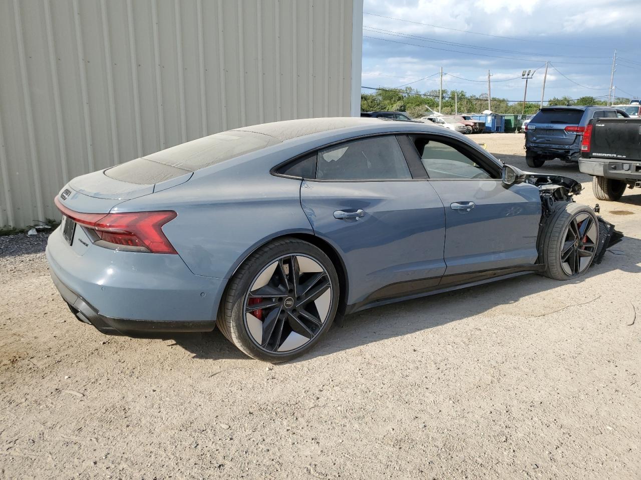 2022 AUDI RS E-TRON GT  VIN:WAUAHBFWXN7900677