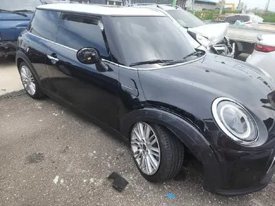 2023 MINI Cooper VIN: