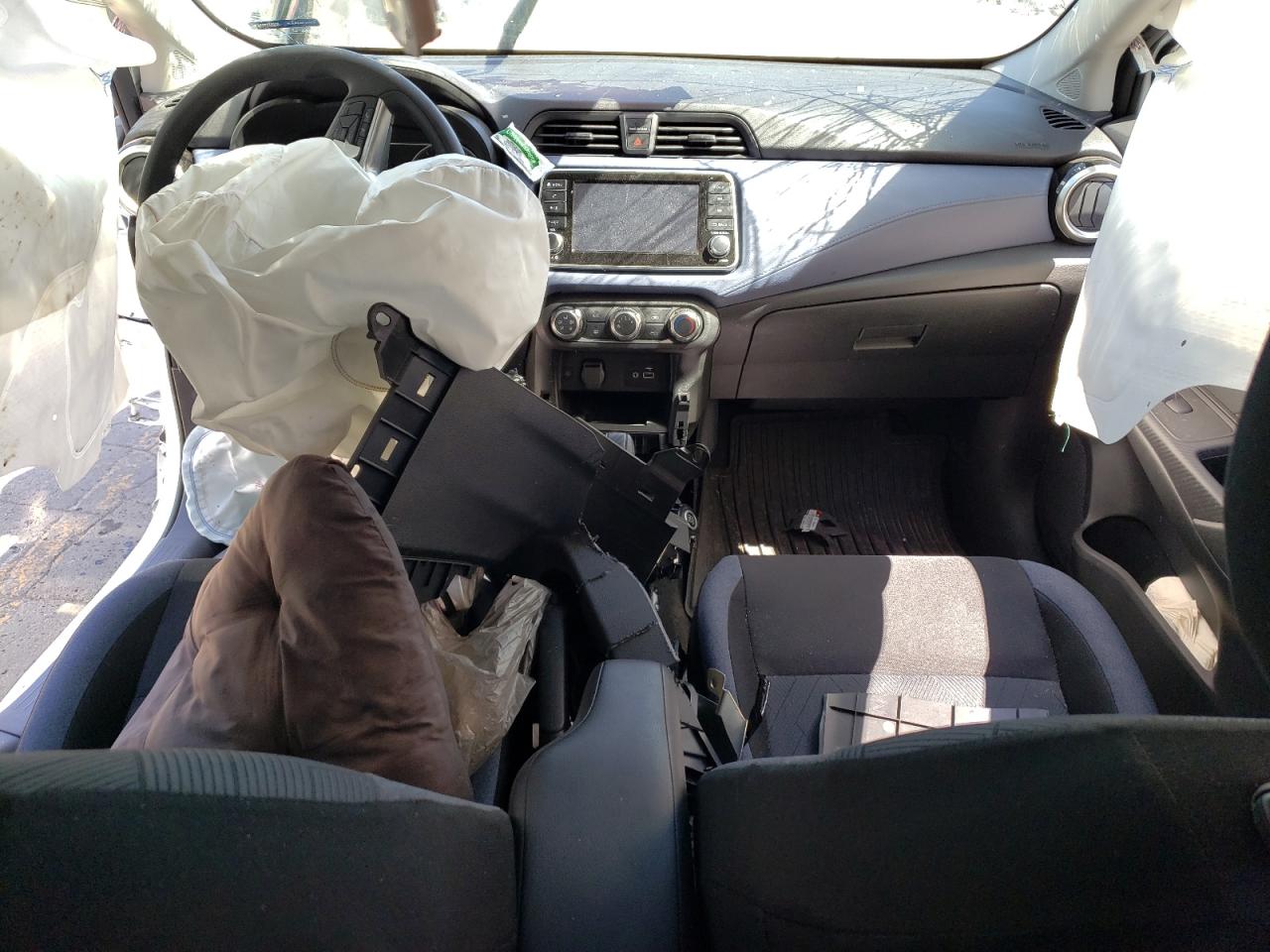 2024 NISSAN VERSA SV VIN:3N1CN8EV3RL817838