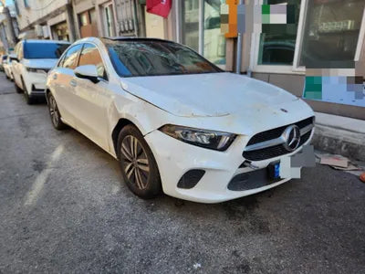 2021 Mercedes-Benz A 200 VIN: