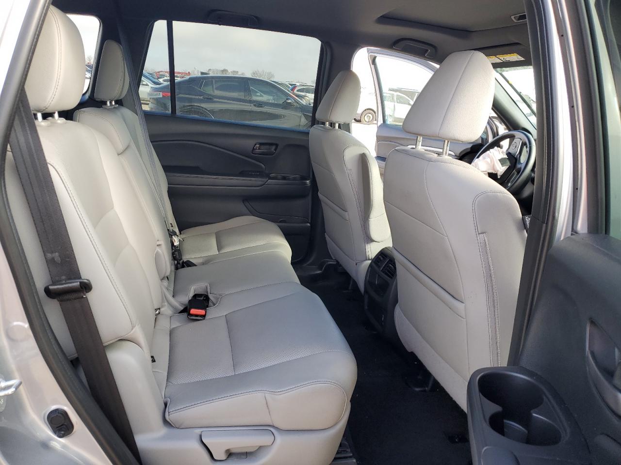 2022 HONDA PASSPORT EXL VIN:5FNYF8H52NB018704