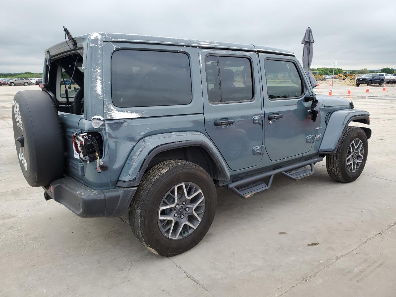 2024 JEEP WRANGLER SAHARA VIN:1C4PJXEG1RW234555