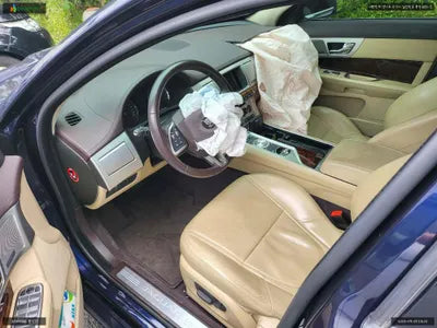 2015 Jaguar XF SAJAJ06F2F8U73021 VIN:SAJAJ06F2F8U73021