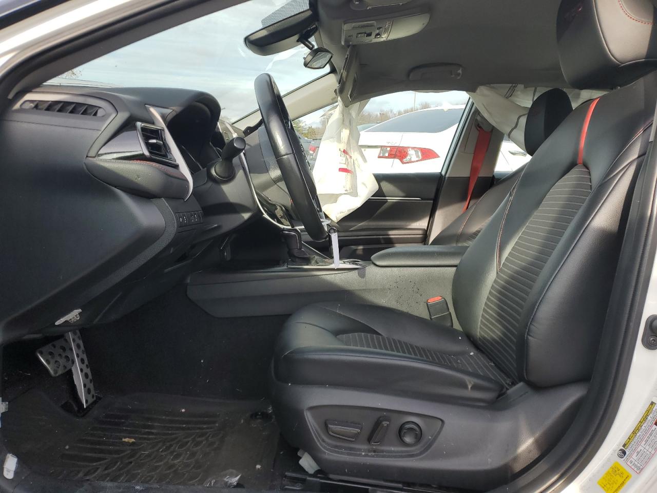 2022 TOYOTA CAMRY TRD VIN:4T1KZ1AK7NU065654