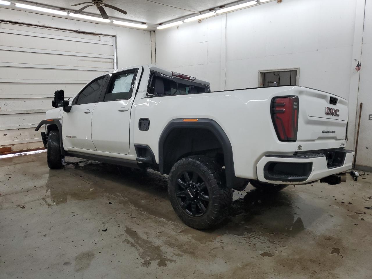 2024 GMC SIERRA K2500 AT4 VIN:1GT49PEY7RF122167