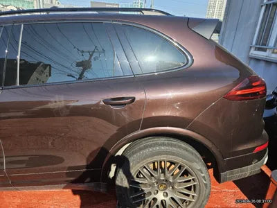 2017 Porsche Cayenne VIN: