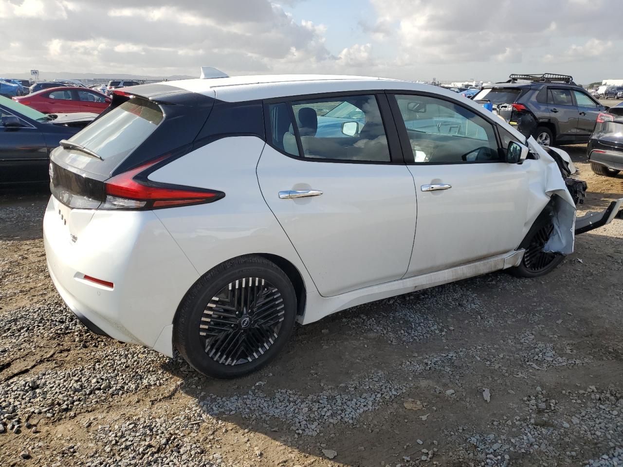2023 NISSAN LEAF SV PLUS VIN:1N4CZ1CV2PC552503