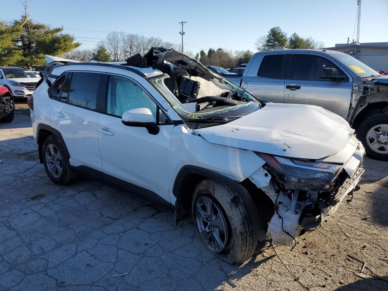 2024 TOYOTA RAV4 XLE VIN:2T3P1RFV7RW412928