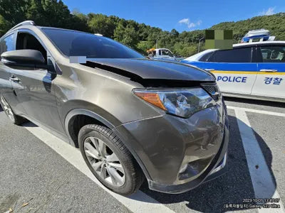 2015 Toyota RAV4 VIN: