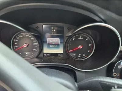 2017 Mercedes-Benz C 220 VIN: