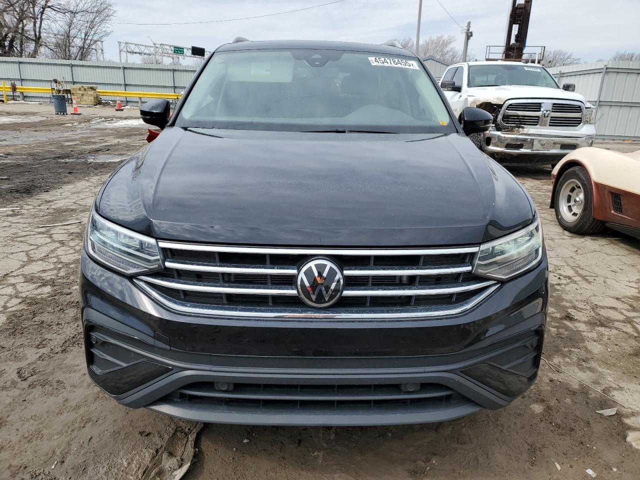 2022 VOLKSWAGEN TIGUAN SE VIN:3VV2B7AX9NM102281