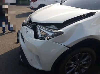 2018 Toyota RAV4 VIN: