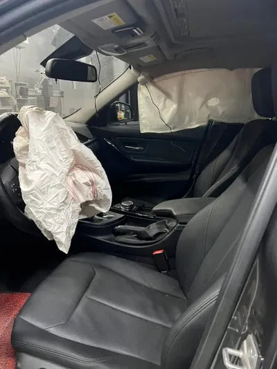 2015 BMW 320 WBA8C510XGK463605 VIN:WBA8C510XGK463605