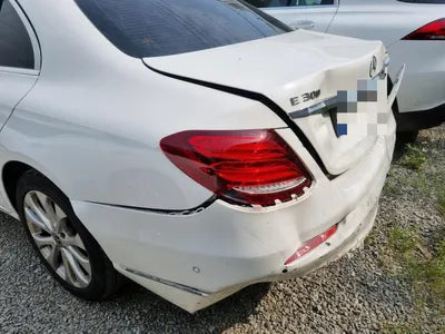 2019 Mercedes-Benz E 300 WDDZF4KB3KA588202 VIN:WDDZF4KB3KA588202