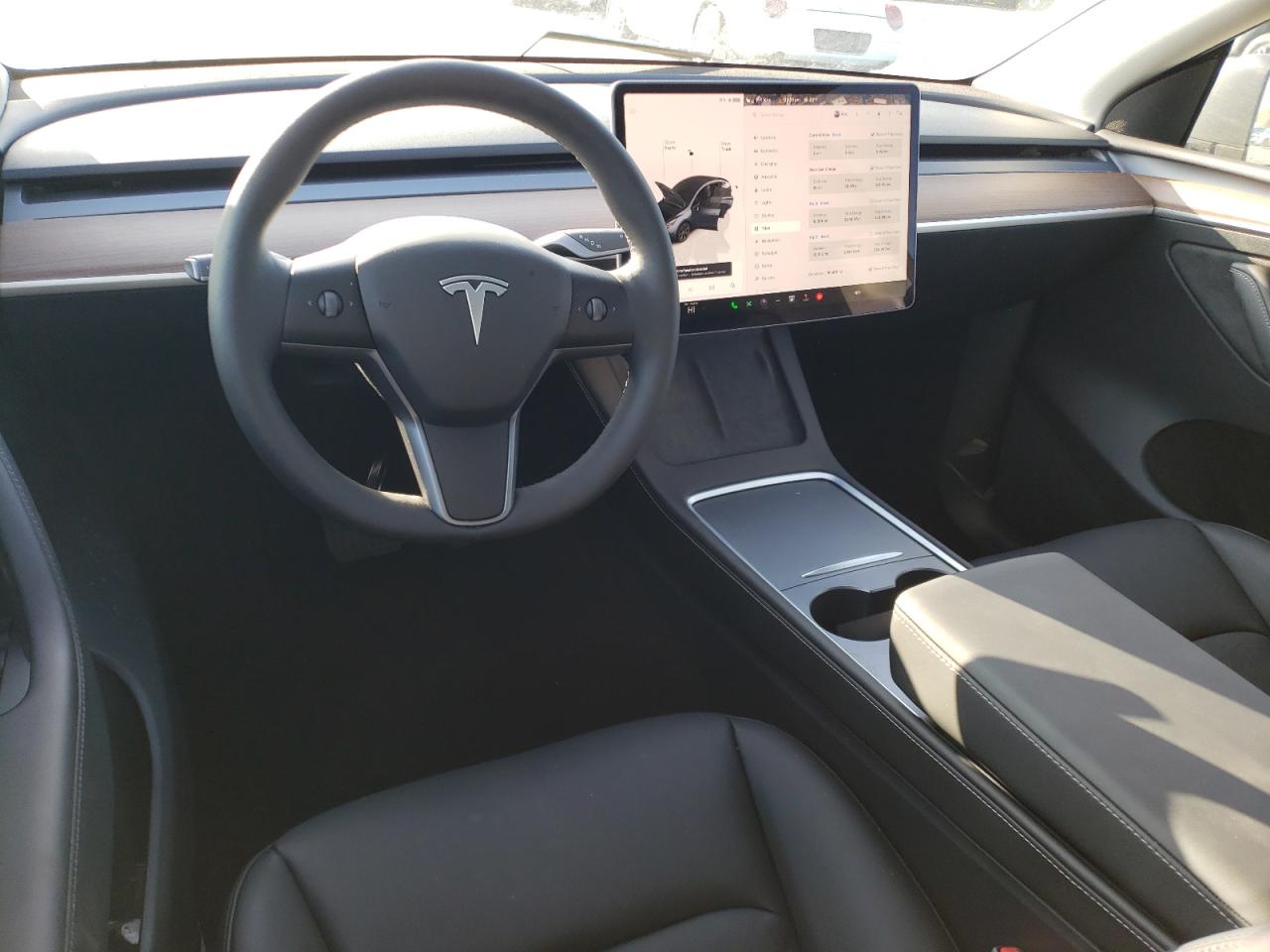 2024 TESLA MODEL Y  VIN:7SAYGDEE6RF151288