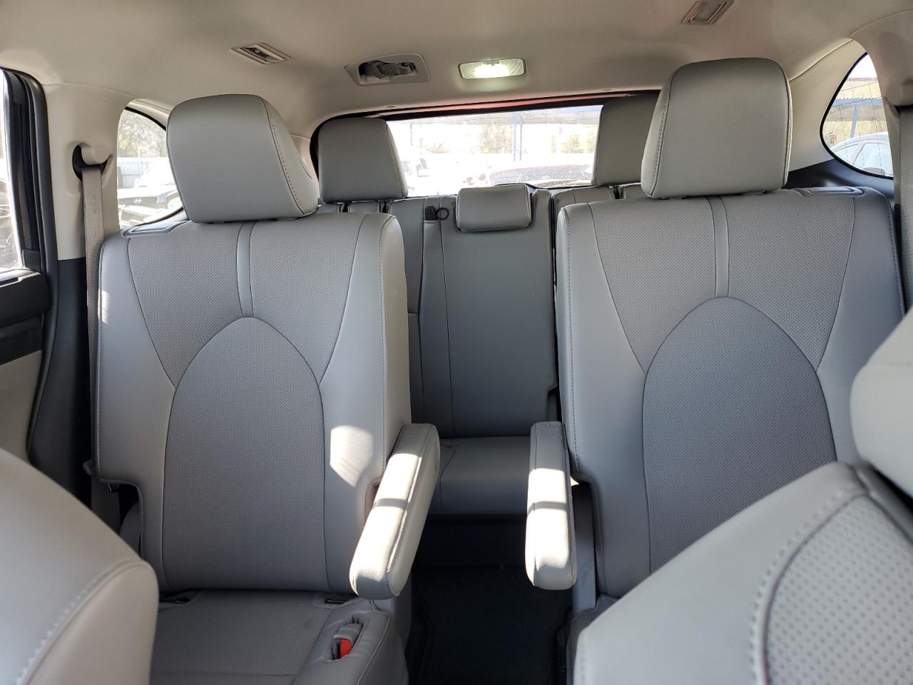 2022 TOYOTA HIGHLANDER LIMITED VIN:5TDYZRAH2NS094338