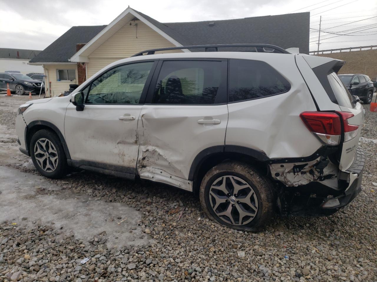 2023 SUBARU FORESTER PREMIUM VIN:JF2SKAEC7PH474987