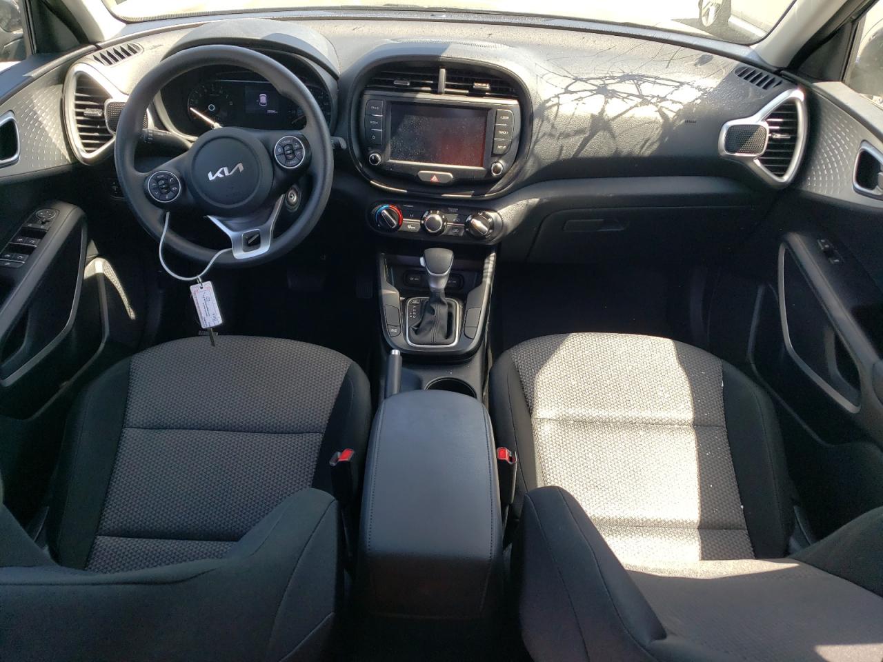 2022 KIA SOUL LX VIN:KNDJ23AU8N7167657