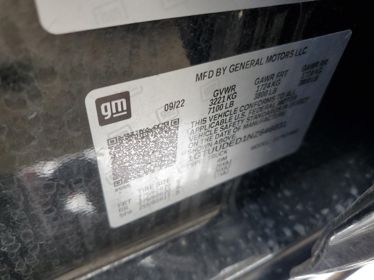2022 GMC SIERRA K1500 SLT VIN:1GTUUDED1NZ646031