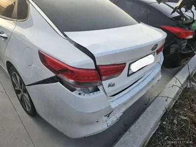 2016 Kia K5 KNAGX411BGA091913 VIN:KNAGX411BGA091913