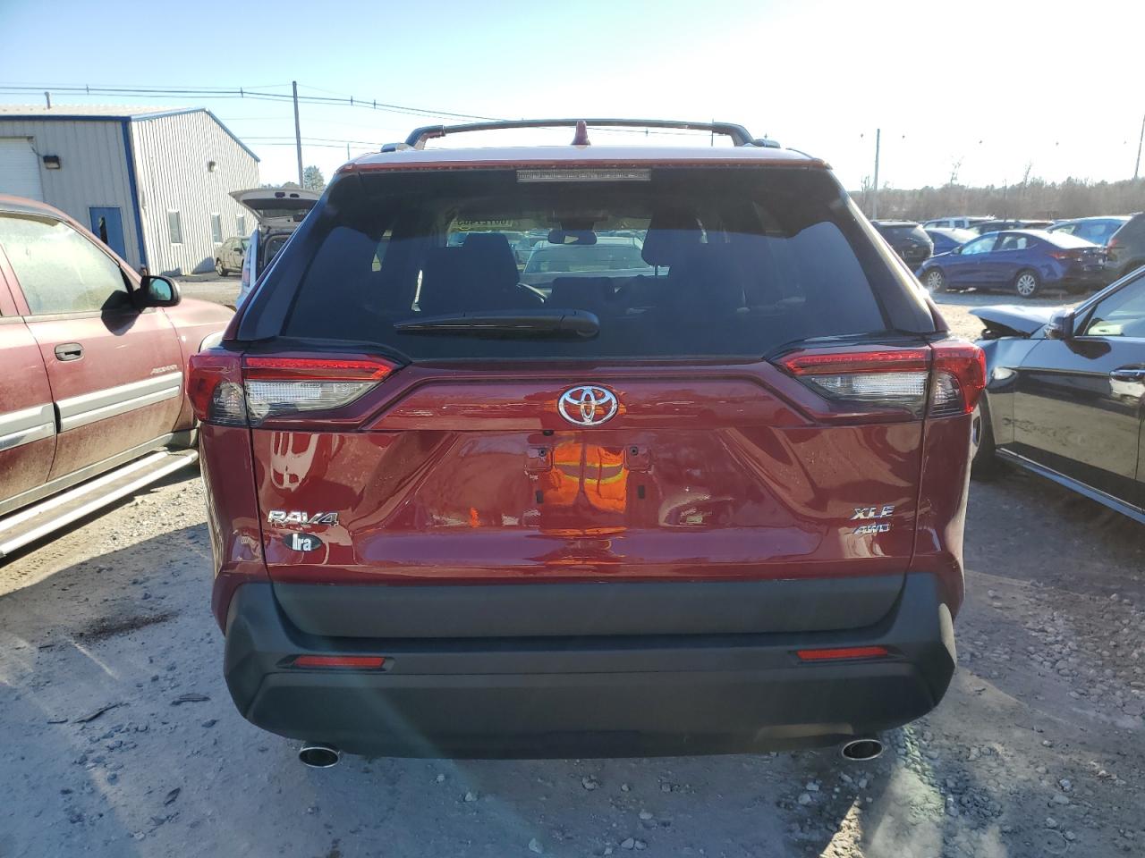 2022 TOYOTA RAV4 XLE VIN:2T3P1RFV6NW326388