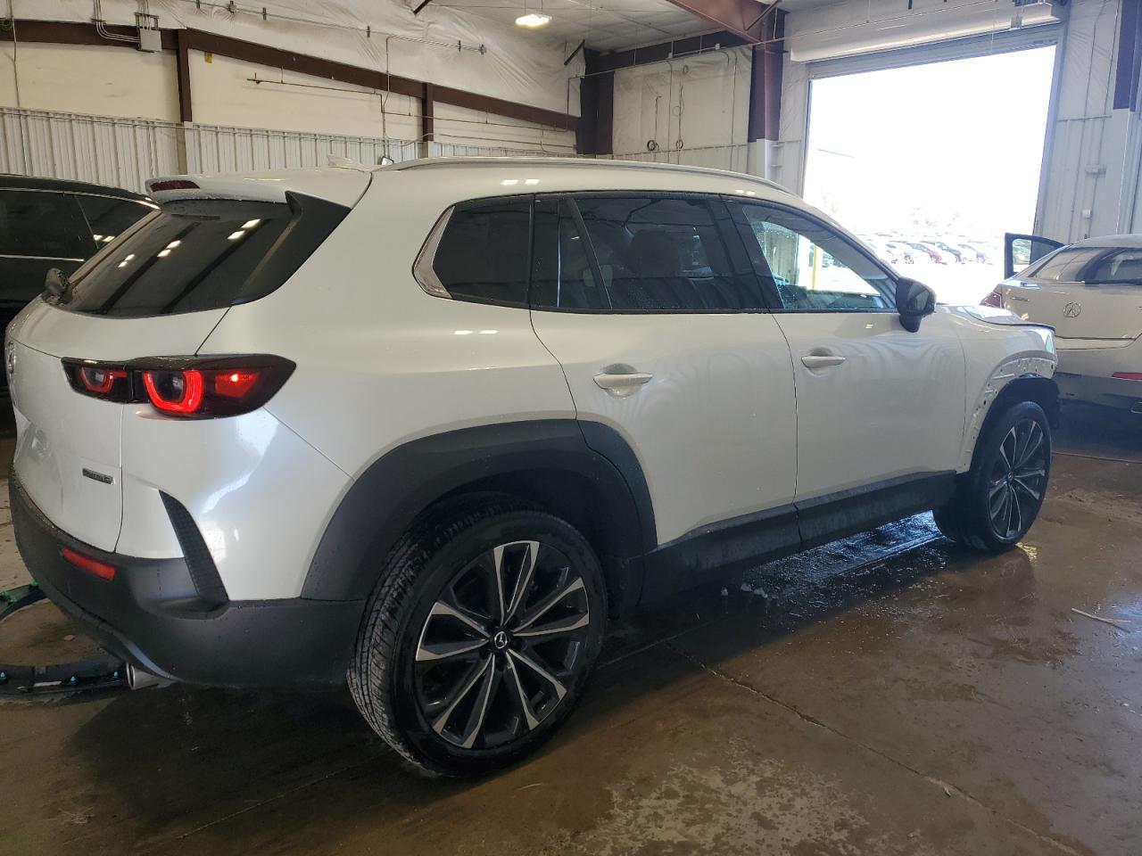 2024 MAZDA CX-50 PREMIUM PLUS VIN:7MMVABEM3RN203250