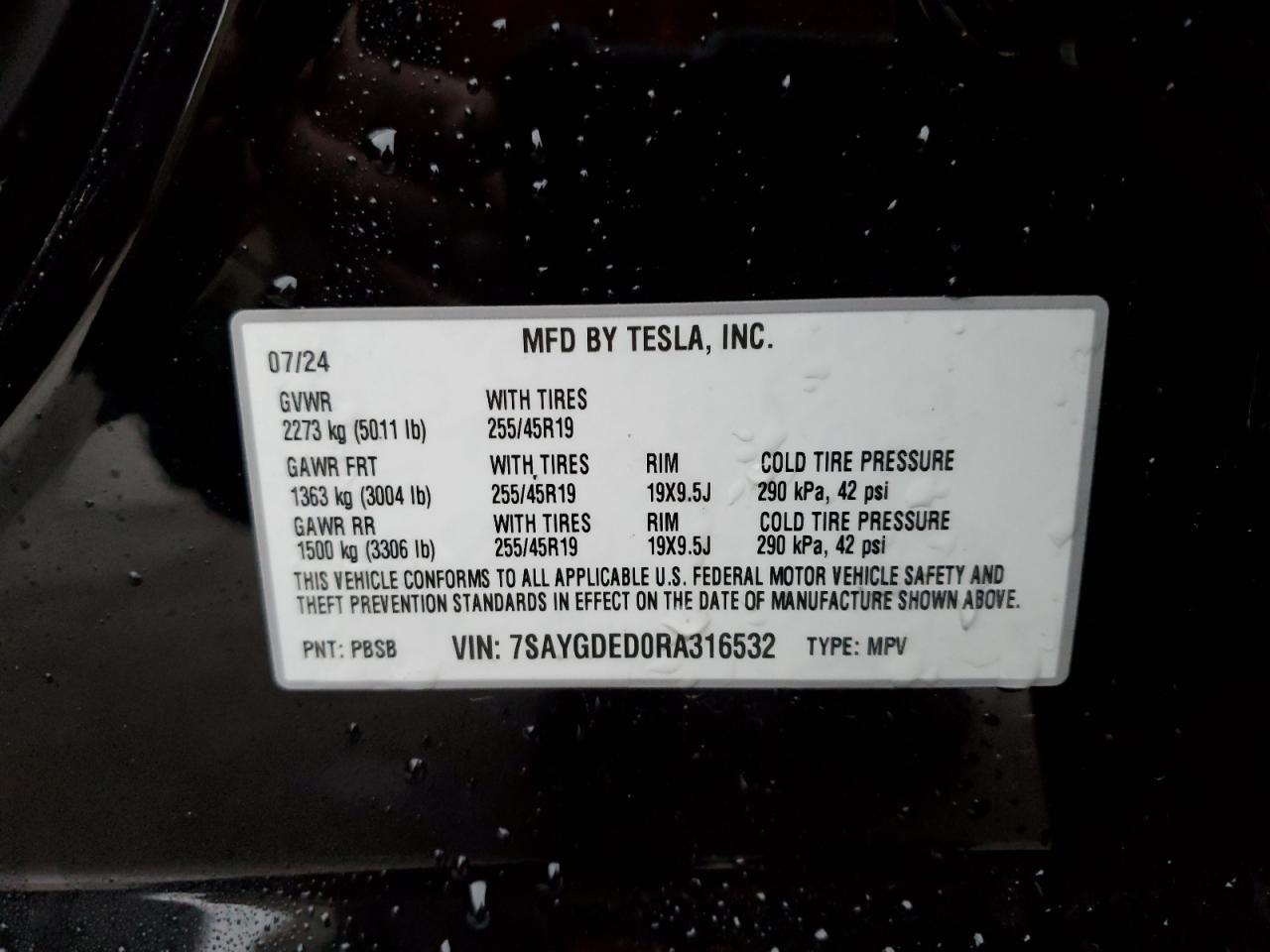 2024 TESLA MODEL Y  VIN:7SAYGDED0RA316532
