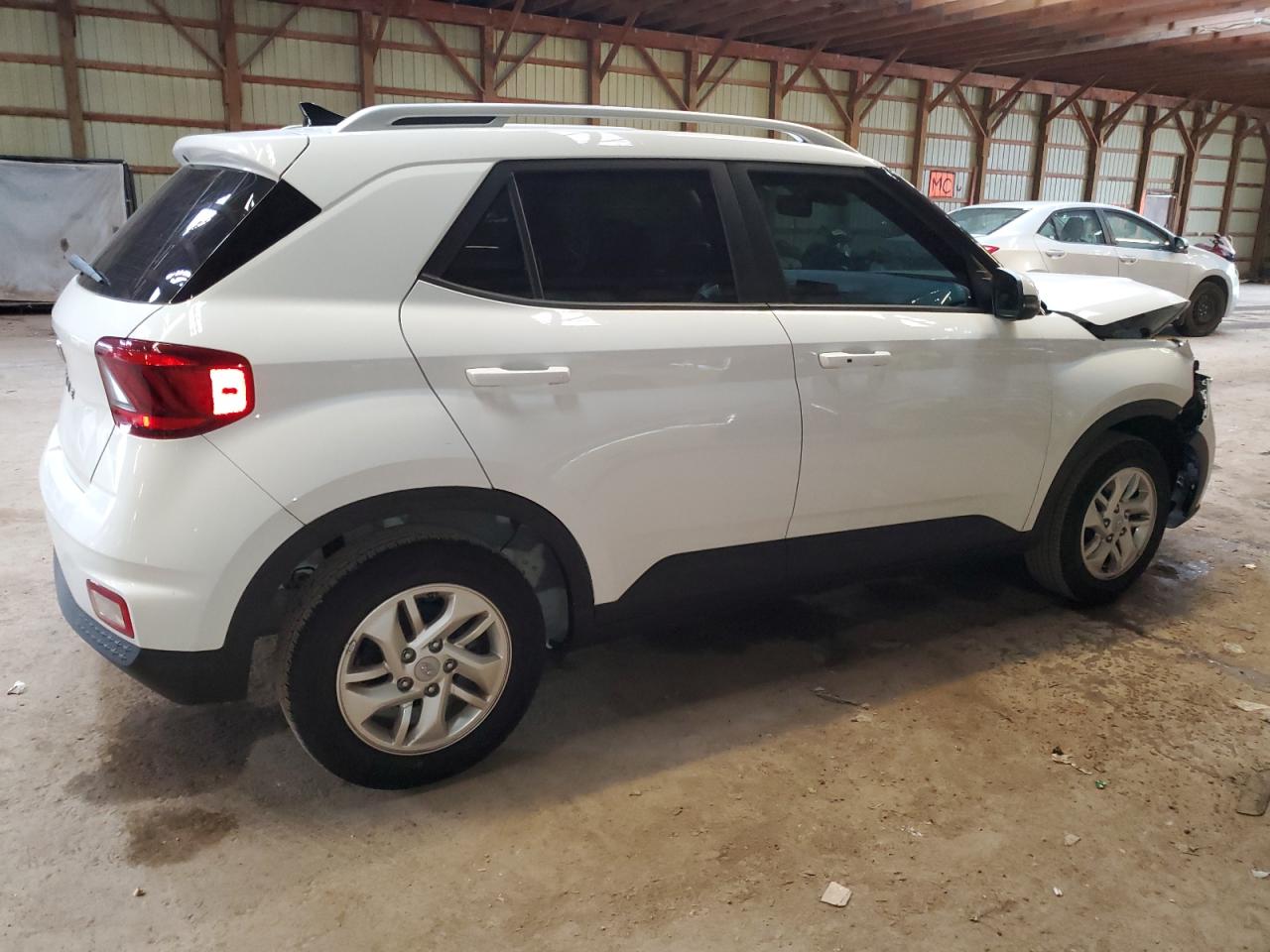2022 HYUNDAI VENUE SEL VIN:KMHRC8A38NU132649