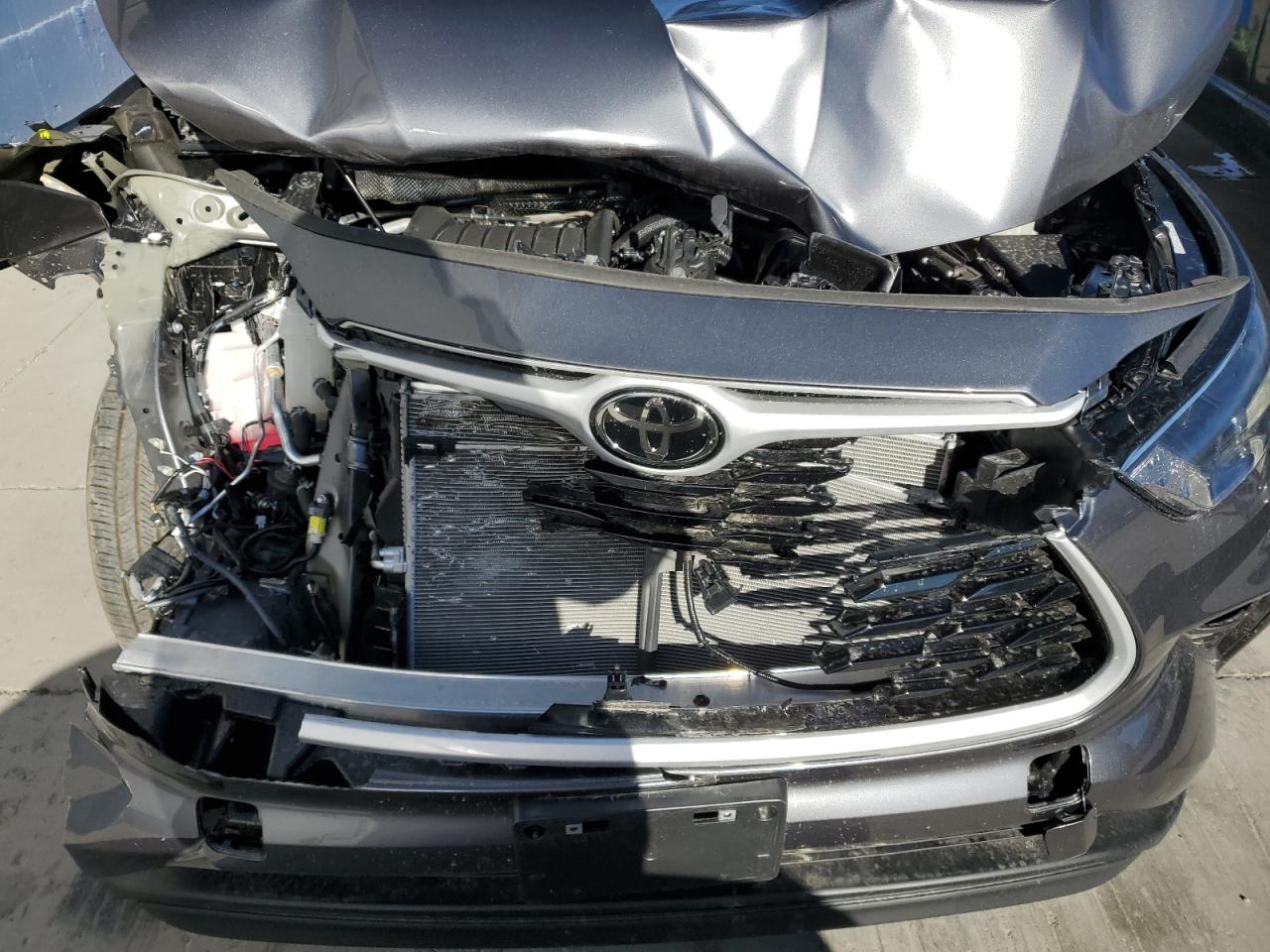 2024 TOYOTA HIGHLANDER LE VIN:5TDKDRBH0RS570675