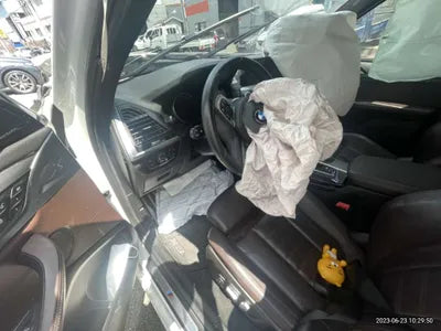 2018 BMW 320 702KMWBATX3104JLB VIN:702KMWBATX3104JLB