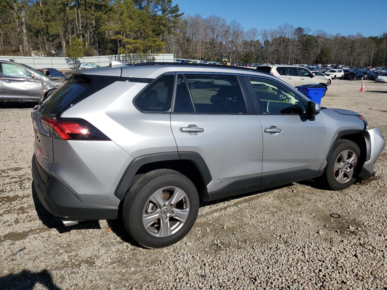 2024 TOYOTA RAV4 XLE VIN:JTMRWRFV4RJ059847
