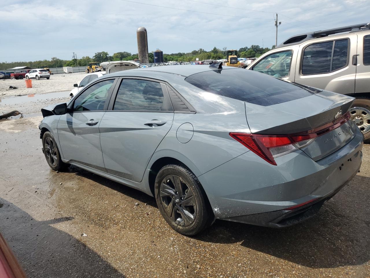 2022 HYUNDAI ELANTRA SEL VIN:KMHLM4AG8NU321400