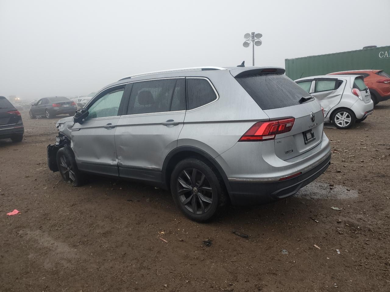 2022 VOLKSWAGEN TIGUAN SE VIN:3VV2B7AX5NM066105