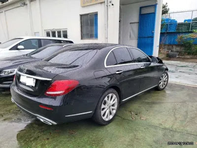 2017 Mercedes-Benz E 220 WDDZF0EB2HA127165 VIN:WDDZF0EB2HA127165