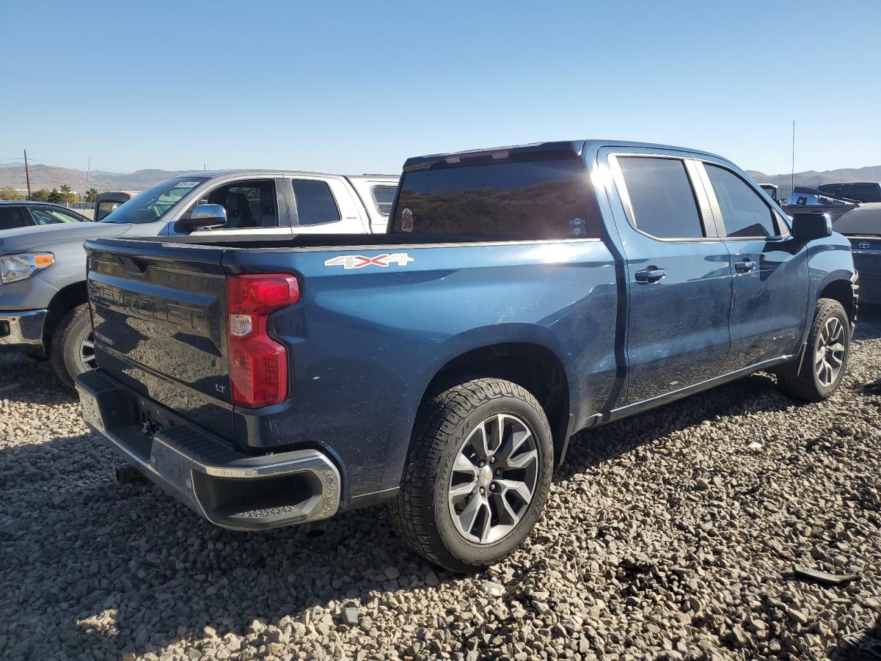 2022 CHEVROLET SILVERADO LTD K1500 LT VIN:3GCUYDED6NG178012