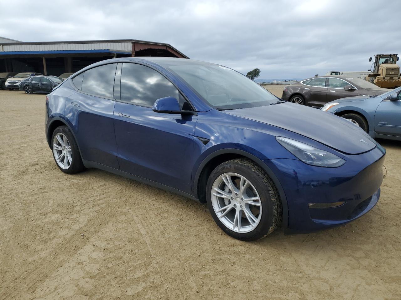 2023 TESLA MODEL Y  VIN:7SAYGDEEXPF900882