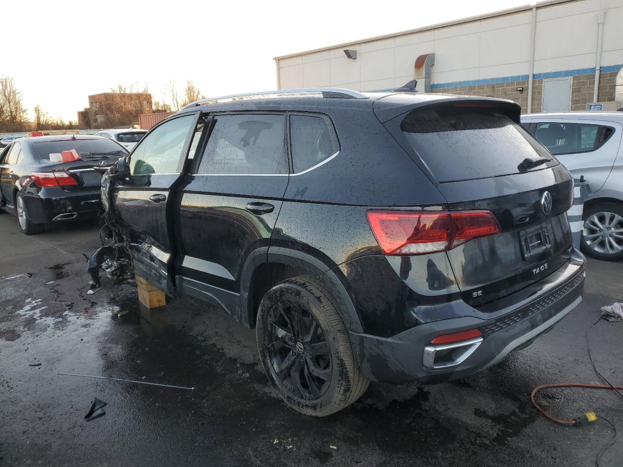 2022 VOLKSWAGEN TAOS SE IQ DRIVE VIN:3VVPX7B28NM068313