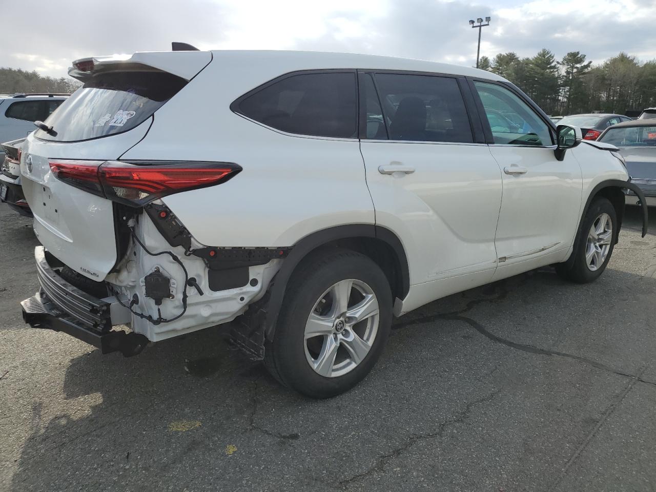 2022 TOYOTA HIGHLANDER L VIN:5TDBZRBH2NS230908