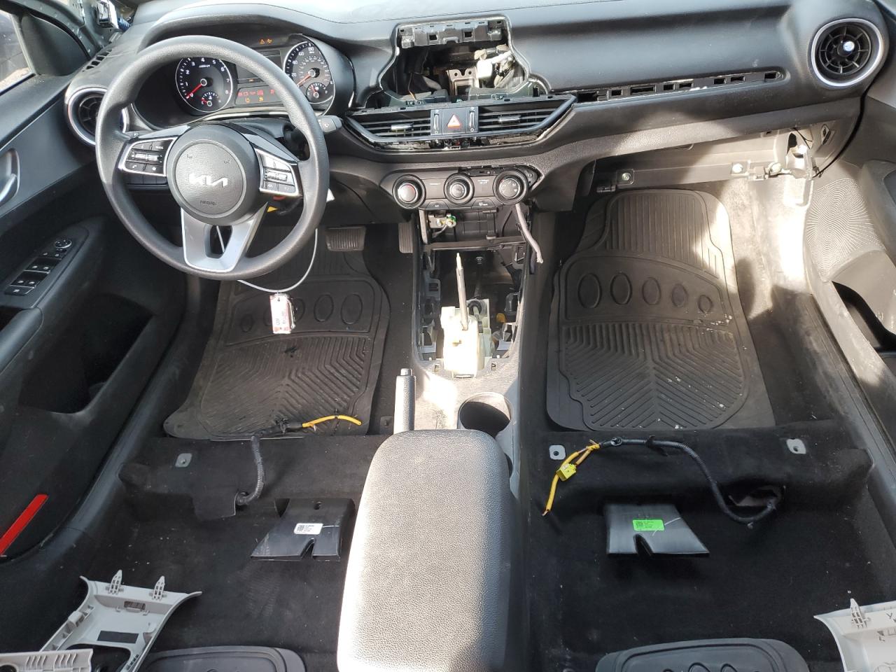 2022 KIA FORTE FE VIN:3KPF24AD5NE502241