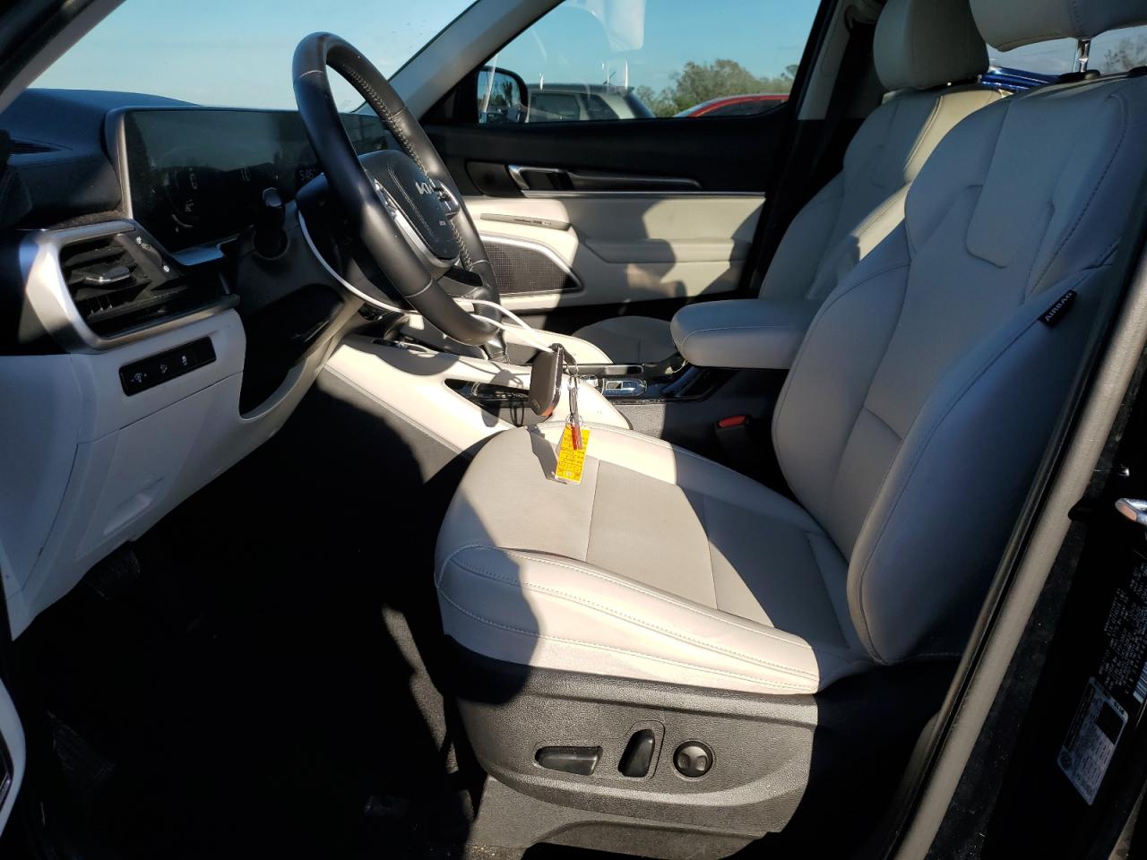 2023 KIA TELLURIDE S VIN:5XYP64GC7PG387980