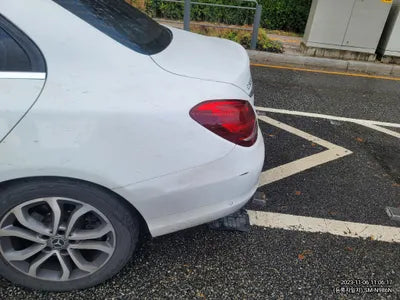 2017 Mercedes-Benz C 200 WDDWF4CB1HF584713 VIN:WDDWF4CB1HF584713