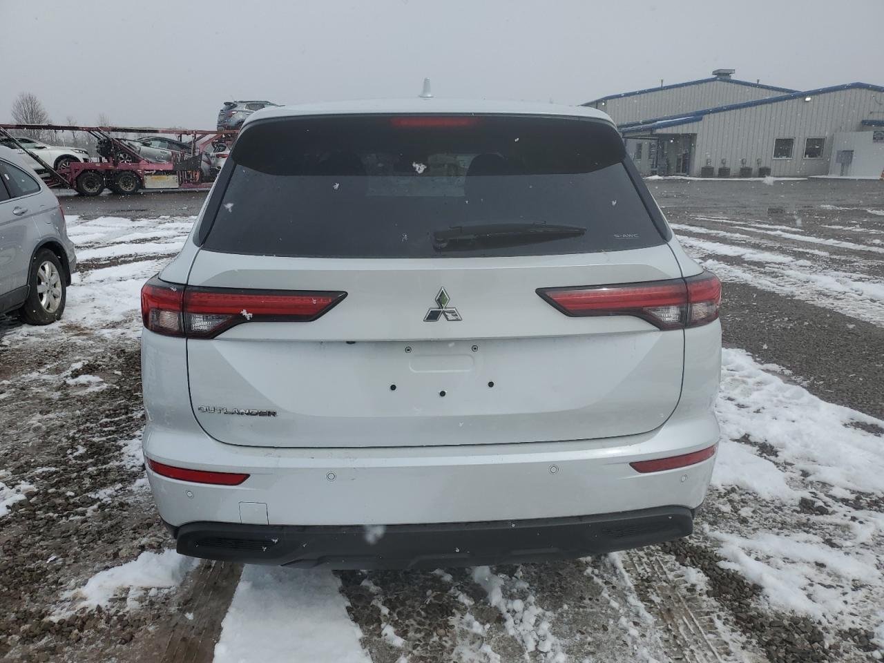 2023 MITSUBISHI OUTLANDER ES VIN:JA4J4TA88PZ028255