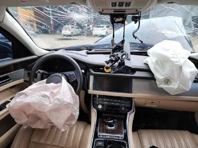 2016 Jaguar XF VIN: