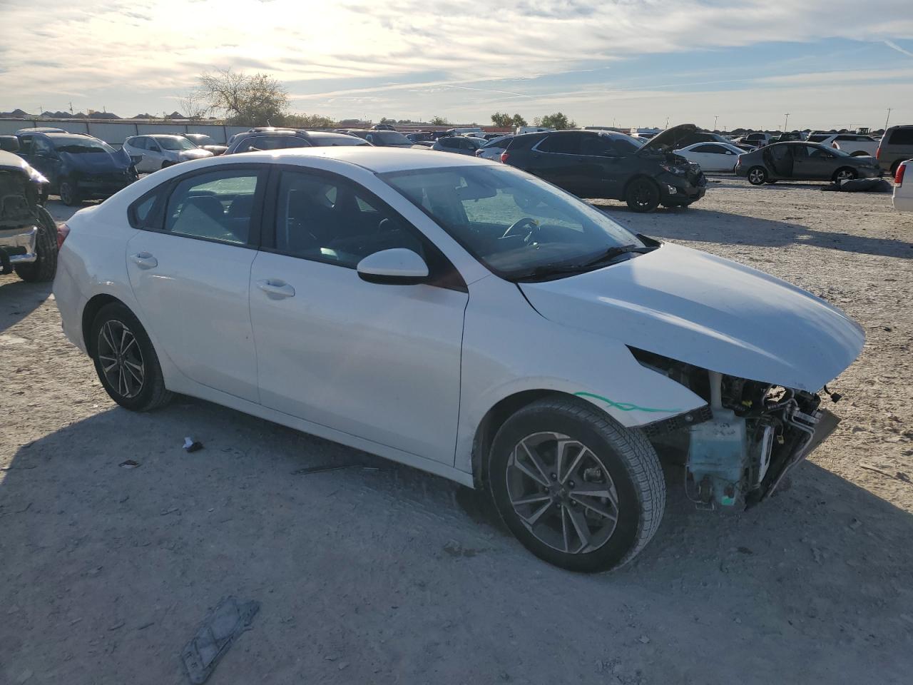 2022 KIA FORTE FE VIN:3KPF24AD3NE435350