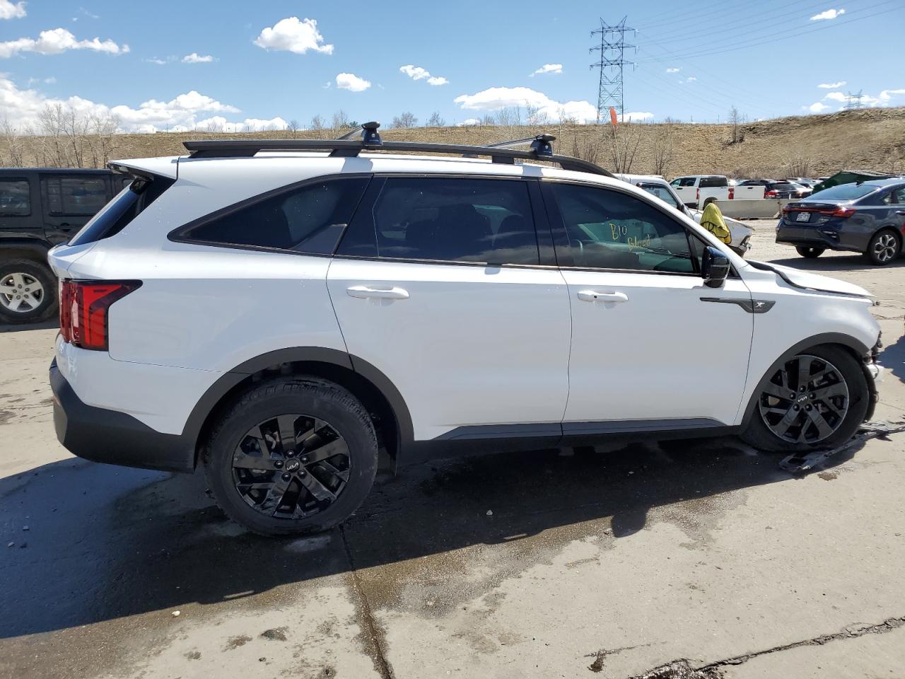 2022 KIA SORENTO S VIN:5XYRLDLC2NG124123