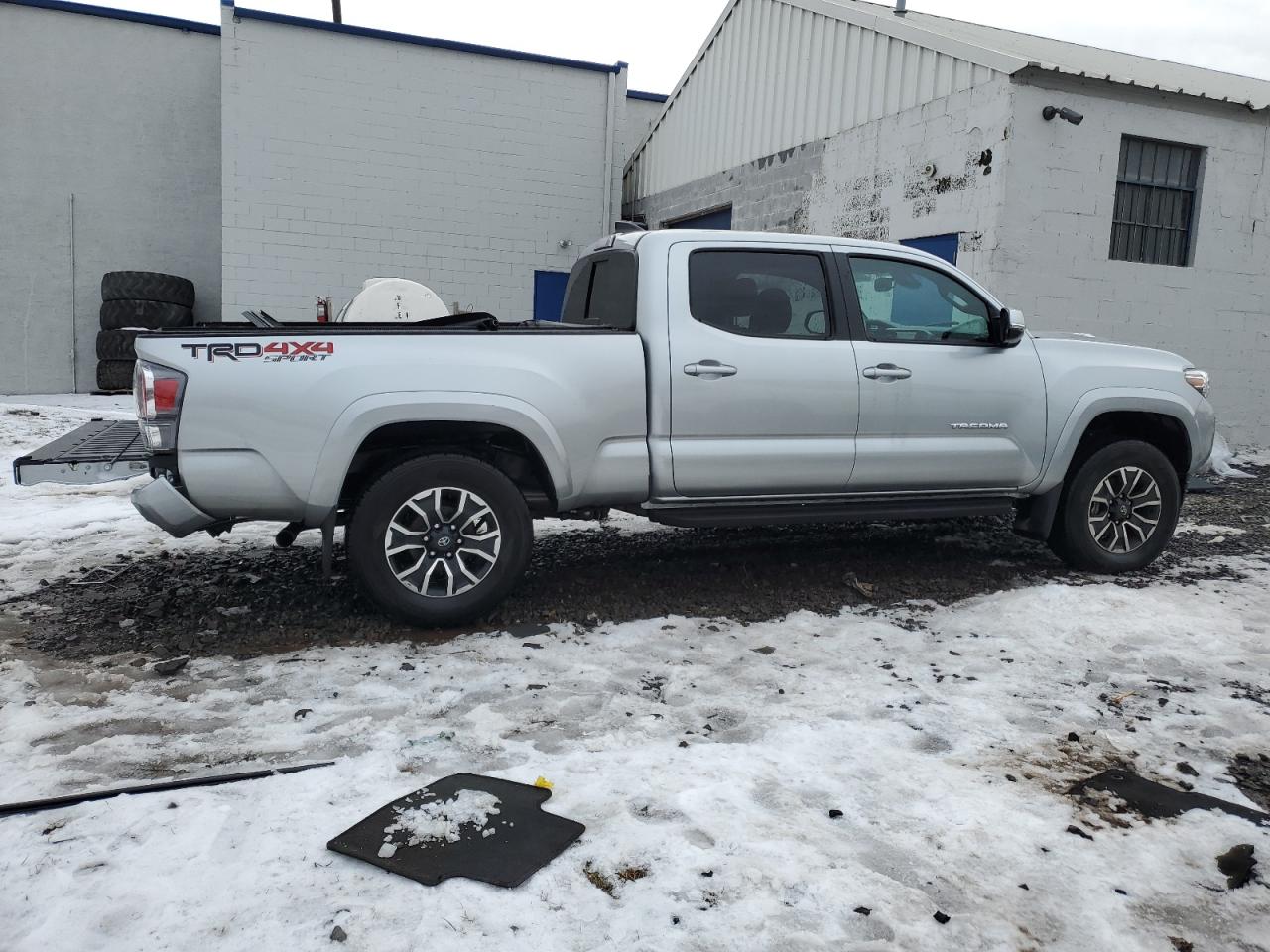2022 TOYOTA TACOMA DOUBLE CAB VIN:1FADP3J22DL195950