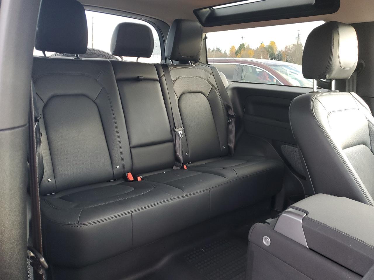 2023 LAND ROVER DEFENDER 90 S VIN:SALEJ6EX9P2219249