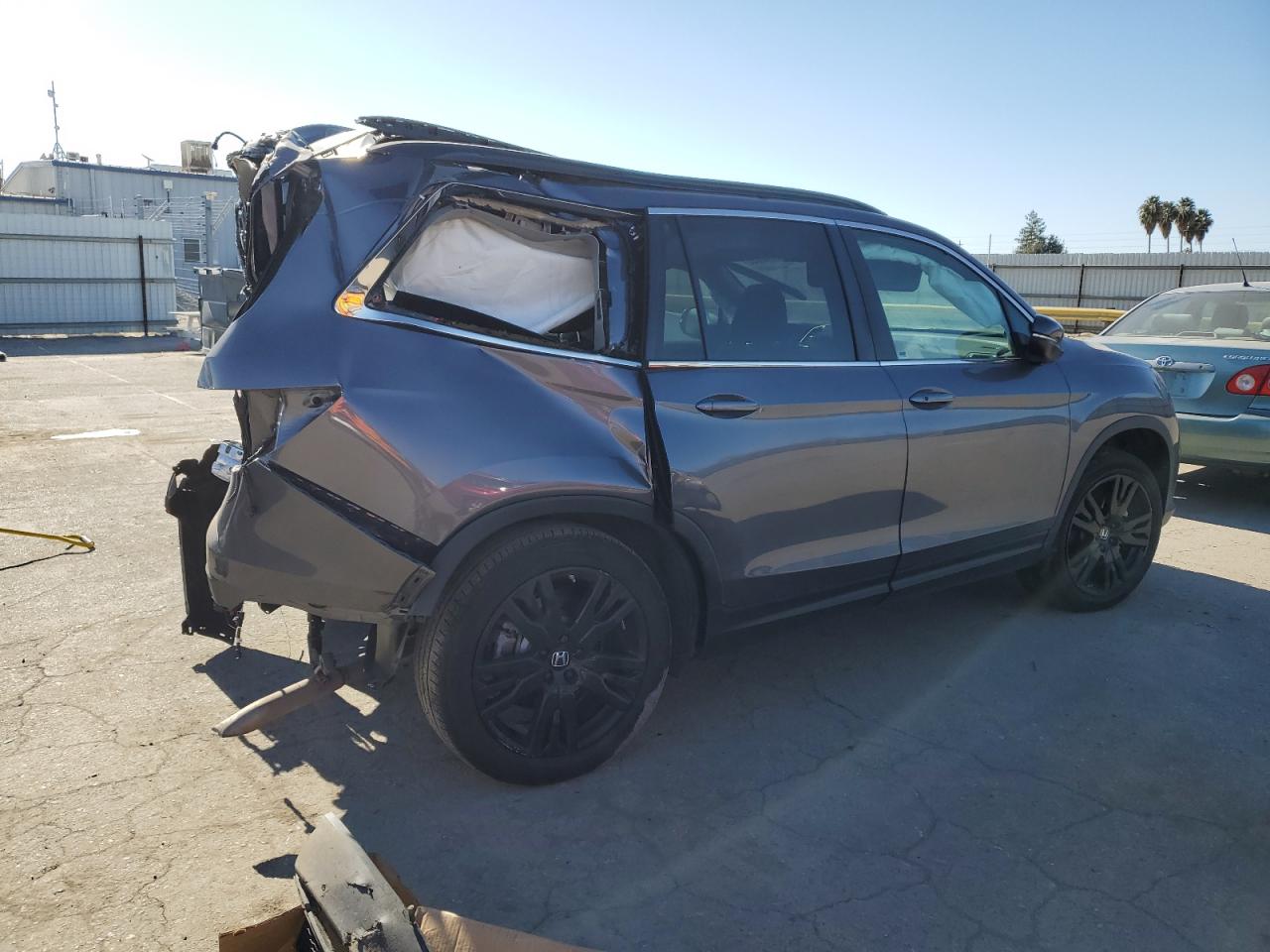 2022 HONDA PILOT SE VIN:5FNYF5H2XNB028191